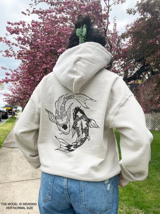 Koi Fish Shirt Japanese Hoodie Indie Clothing Vintage Oversized Crewneck Alt Grunge Edgy Mall Goth Clothes Aesthetic Trendy Cute Sweashirt