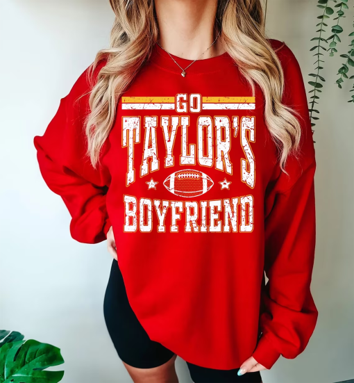 Go Taylor’s Boyfriend Sweatshirt Taylor and Travis Kelce Sweatshirt Kansas City Crewneck Kansas City Chief Shirt/ Chiefs KC Football Tee