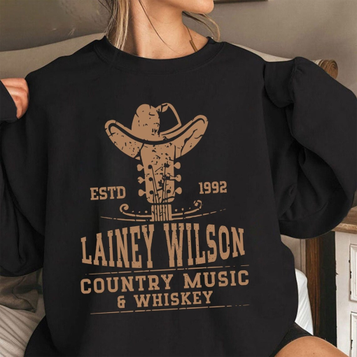 Lainey Wilson ESTD 1992 T-Shirt, Lainey Wilson Retro 90s Sweatshirt, Country Music, Lainey 2024 Tour Shirt, Western Tee, Lainey Fan Gift