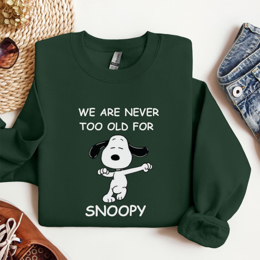 funny snoopy sweatshirt, snoopy shirt ,snoopy hoodie, snoopy clothes, snoopy gifts, snoopy crewneck, snoopy sweater, snoopy lovers gift