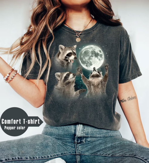 Three Raccoons howling at the Moon shirt sweatshirt tank top v-neck hoodie