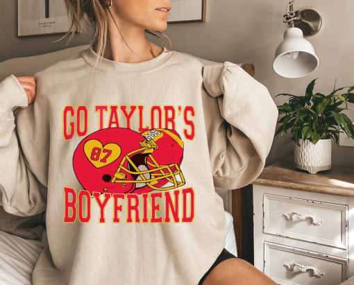 Go Taylor’s Boyfriend Shirt, Travis and Taylor, Go Taylors Boyfriend Sweatshirt, Taylors Version T-shirt, KC Football, Football Fan Gifts