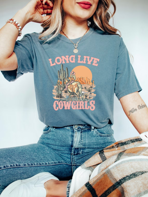 Comfort Colors Long Live Cowgirls Tshirt,Retro Shirt,Western Sublimations Shirt,Rodeo Fashion Tee,Cowgirl Shirt,Western Shirt,Country Girl