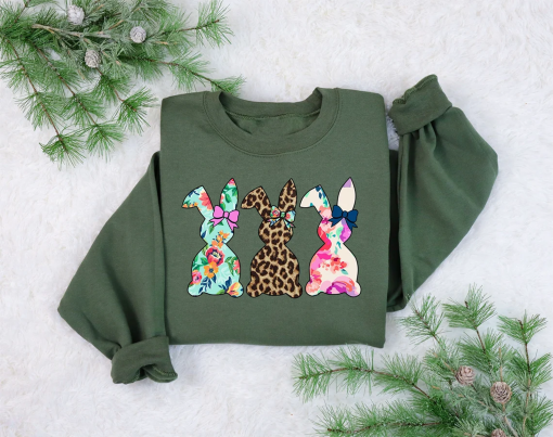 Floral Easter Bunny Sweatshirt, Cute Easter Bunny Sweatshirt ,Happy Easter Shirt, Womens Easter Gift, Easter Sweatshirt, Teacher Easter Gift