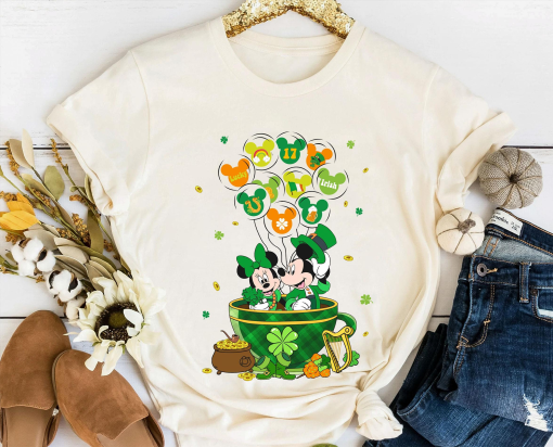 Mickey And Minnie With Irish Balloon Shamrock Tea Cup Patrick’s Day T-shirt