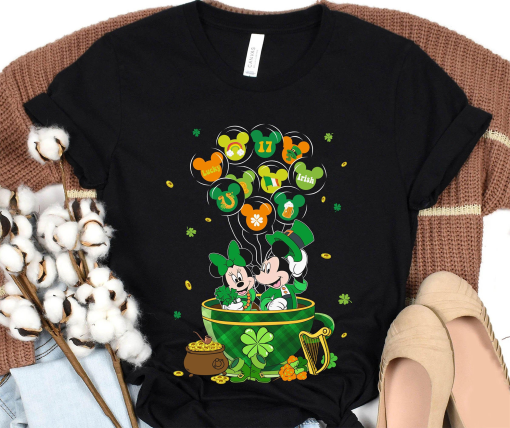 Mickey And Minnie With Irish Balloon Shamrock Tea Cup Patrick’s Day T-shirt