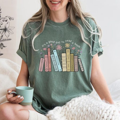 Comfort Colors® It’s A Good Day To Read A Book Shirt, Gift For Teacher Shirt, Bookish Shirt, Book Lover T-Shirt, Gift For Bookworm