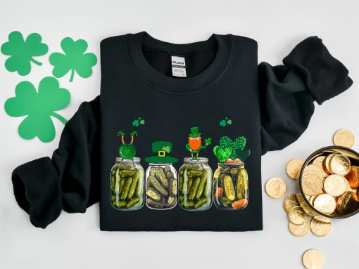 St Patrick’s Day Pickle Sweatshirt, Vintage Pickle Sweater, St Patrick’s Day Sweater, Pickle Lover Gift, St Patrick’s Day Sweatshirt