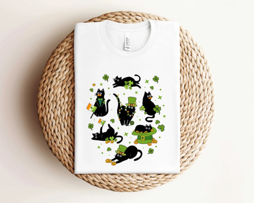 St. Patrick’s Day Cat Shirt, Leprechaun Cat Shirt, Cat Lover Sweatshirt, St Paddys Day Cat Mom Gift, Shamrock and Cat Outfits, Cat Mama Tee