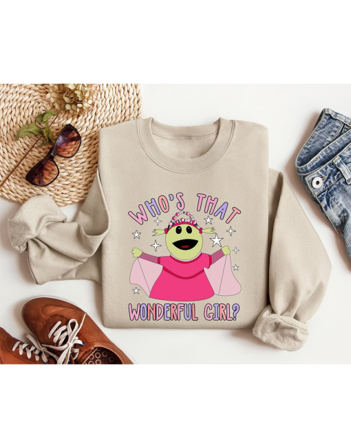 Retro Who’s that Wonderful Girl Sweatshirt, Who’s that Wonderful Girl Shirt,Trendy Sweatshirt,Funny Cartoon Sweatshirt,Cartoon Princes Shirt