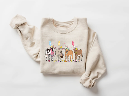 Cow Easter Sweatshirt, Funny Easter Shirt, Kids Easter Shirt, Farm Easter Shirt, Happy Easter Shirt, Cow Lover Sweatshirt,Easter Bunnies Tee