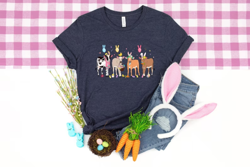 Heifer Easter Day Shirt,Cow Easter Shirt, Happy Easter Sweatshirt,Easter Cow Shirt, Western Shirt, Cow Lover Shirt, Farm Animals Sweatshirt