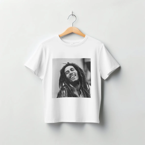 Bob Marley t-shirt, Bob marley shirt, rastafaria t-shirt, hipster graphic tee, Bob marley merch fan, reggae shirt, bob marley vintage shirt