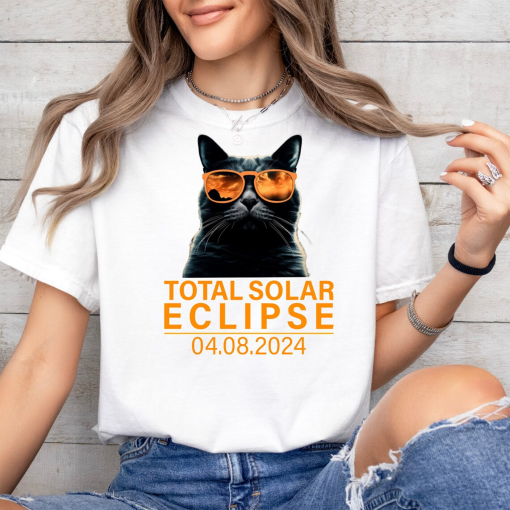 Total Solar Eclipse 2024 Shirt, Retro Groovy Eclipse Shirt, Path of Totality Shirt, Astronomy T-Shirt, Astronomy Lover Gift, Comfort Colors