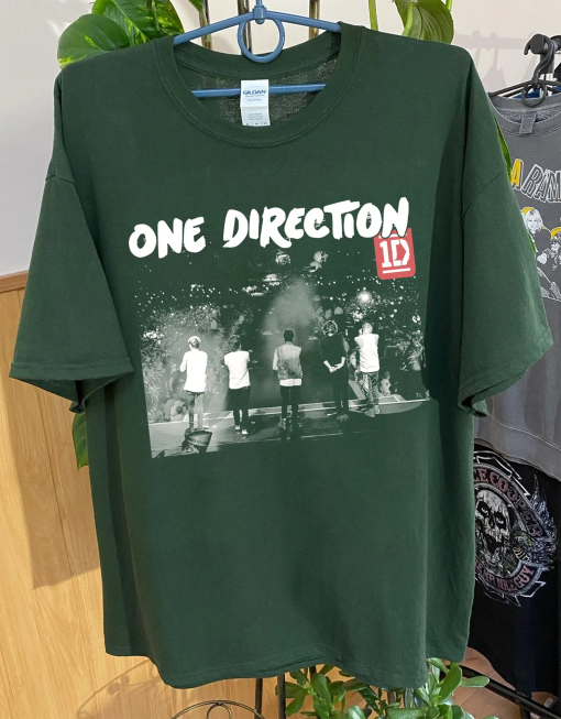 One Direction Tour 2023 shirt, Music Shirt, One Direction Albums Graphic shirt,One Direction Tour Shirt, Gift for Men Women Unisex T-Shirt