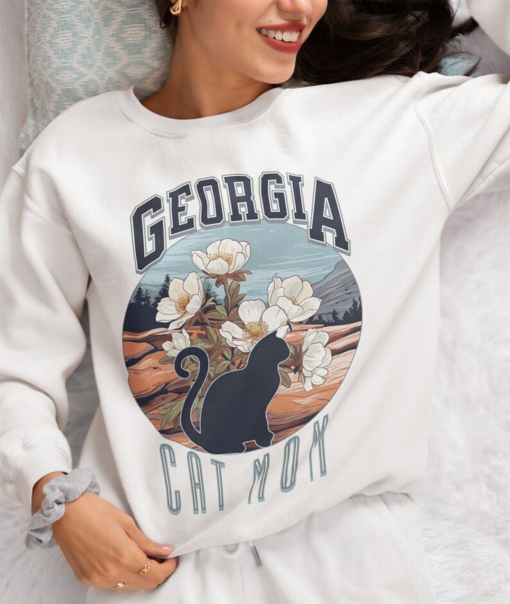 Georgia Cat Mom sweatshirt, States crewneck, moving away present for-her, cat mama gift, collegiate style sweater-shirt