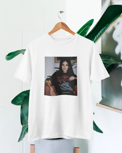 Lana Del Rey Photo t-shirt | Lana Del Rey Merch | Lana Del Rey fans t-shirt | Lana Del Rey t-shirt gift | Lana Del Rey Born To Die |