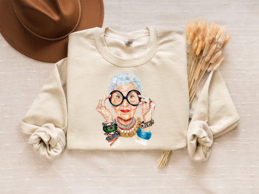 Iris Apfel Shirt, Moda Icon Rememberance, RIP Iris Apfel Shirt, Iris Aphel Sweatshirt, Iris Aphel Fan Gift