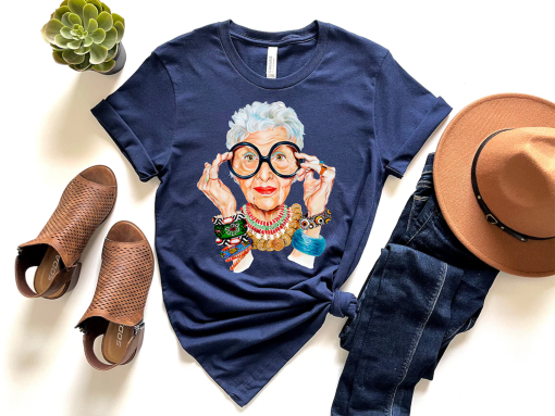 Iris Apfel Shirt, Moda Icon Rememberance, RIP Iris Apfel Shirt, Iris Aphel Sweatshirt, Iris Aphel Fan Gift