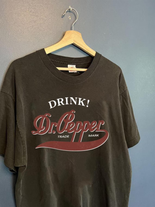 Vintage Drink dr pepper shirt, I’m a pepper shirt, Retro dr pepper Crewneck