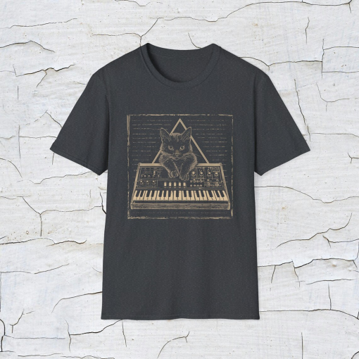 Synthesizer Cat Techno T-Shirt, modular synth, moog, alternate fashion, modular, urban outfits, keyboard player, synthesizer cat