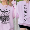 Looney Toons Flying Airplane Crewneck – Cozy Childhood Nostalgia