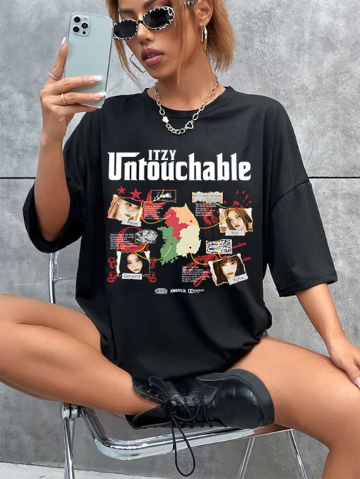 Itzy Untouchable Retro Vintage T-shirt, Itzy 90s Graphic Tee, Itzy Born to Be Bootleg T-shirt, Itzy Merch Tee, Itzy Kpop Shirt, Kpop Y2K