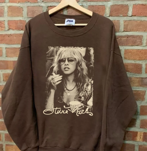 Graphic 90s Stevie Nicks Music Concert shirt, Stevie Nicks Tour 2024 Vintage Shirt, Retro Stevie Nicks Gift For Men Women Unisex Shirt