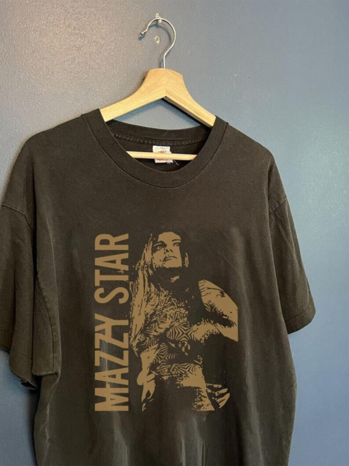 Vintage Mazzy Star T-Shirt Mazzy Star † Tribute Fanart Design shirt Awesome For Music Fan SHIRT