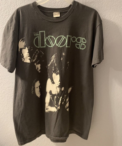 Vintage The Doors Graphic Band Tee Short…