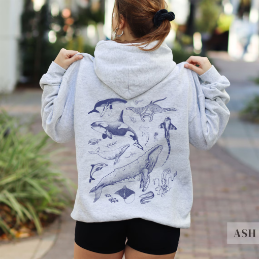 Underwater Sea Animal Vintage Hoodie | Gift For Marine Biologist/Ocean/Sealife/Nature Lover | Oceancore Humpback Orca Jellyfish Pullover