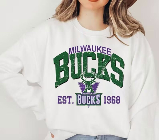 Vintage Milwaukee Basketball Sweatshirt, 90s Milwaukee Basketball Sweatshirt, Milwaukee 90s Logo Shirt, Milwaukee Shirt, Crewneck Shirtm02