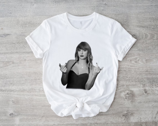 Swiftie Middle Finger Shirt, Swiftie Merch, Eras Tour Outfit, Lover Album, TS Eras Tour Shirt, Gift for her, Retro