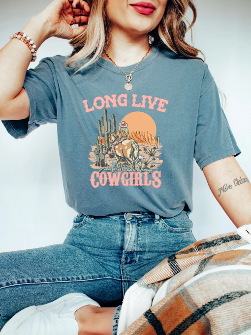 Comfort Colors Long Live Cowgirls Tshirt,Retro Shirt,Western Sublimations Shirt,Rodeo Fashion Tee,Cowgirl Shirt,Western Shirt,Country Girl