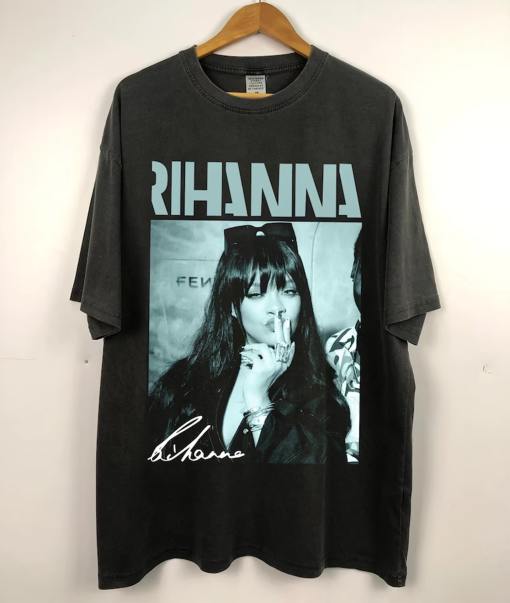 Rihanna bad girl riri T-shirt, 90s Rihanna fans, Rihanna 90s Album T-shirt, Rihanna shirt , gift for men women unisex tshirt