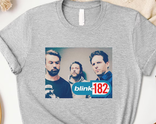 Funny T-shirt,It’s Always Sunny In Philadelphia Blink 182 T-Shirt,Meme shirt, Always Sunny Tee,Band Shirt,Mac Charlie and Dennis