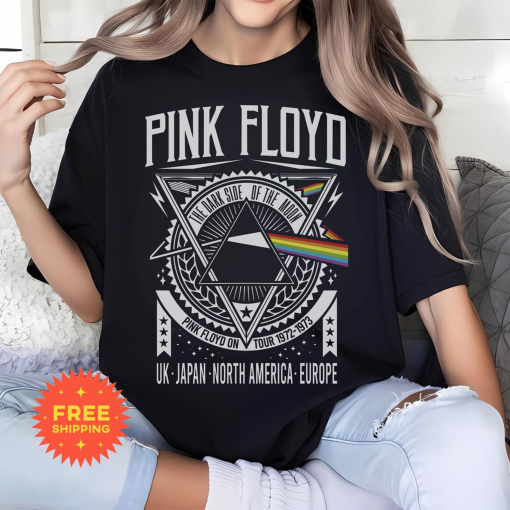 Pink Floyd dark side of the moon tshirt, Pink Floyd tshirt, pink floyd vintage tour t-shirt, rock band concert shirt