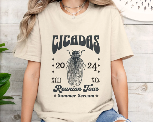 Retro Funny Cicada Shirt, 2024 Year of the Cicadas Emergence Graphic Tshirt, Insect Unisex Soft Summer Tee, Gift for Nature Lover