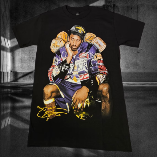 Kobe Bryant with championship rings graphic T-shirt