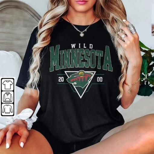 Vintage 90s Minnesota Wild Sweatshirt, Minnesota Wild Unisex t-shirts, long-sleeved t-shirts , gifts for Wild Hockey fans