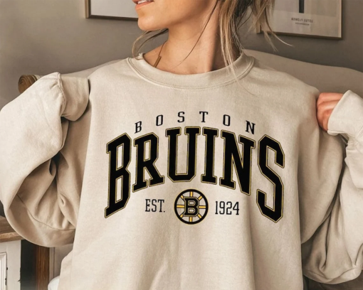 Vintage Boston Bruins Sweatshirt, Bruins Tee, Hockey Sweatshirt, College Sweater, Hockey Fan Shirt, Boston Hockey Shirt