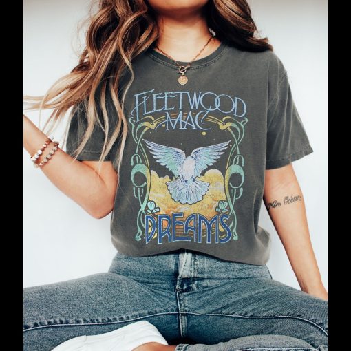 Vintage Rock Band Dreams Tee Concert Womens Shirt Stevie Tee Retro 70s Rock 80s Boho Music Tees Gypsy Tshirt Gift Vintage Music Rock Retro