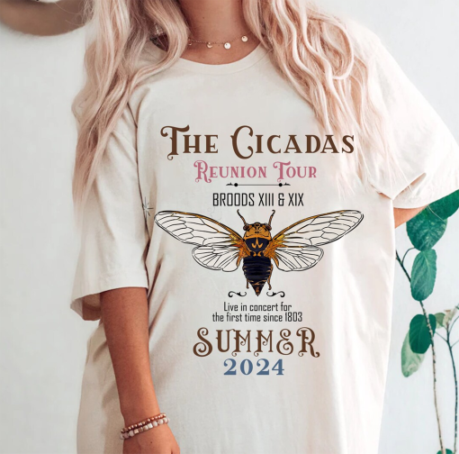 The Cicadas Reunion Tour Shirt, Cicadas Fest Tour 2024 Shirt, Gift For Nature Lover, Men’s Goblincore Shirt, Funny Cicada Concert, Bug Trend