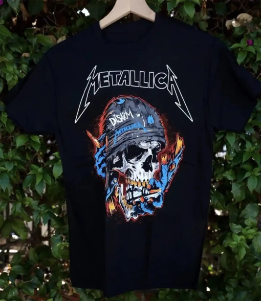 Retro Metallica “DISARM” Graphic Tee