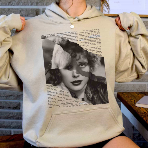 Clara Taylor Tshirt/ Crewneck/ Hoodie