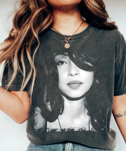 Sade Adu Graphic Tshirt, Vintage Sade tshirt,…