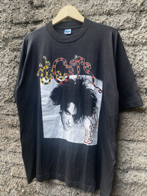 The Cure vintage, 90s The Cure, The Cure Shirt, Retro The Cure Shirt, The Cure T-Shirt, The Cure tour, The Queen Is Dead, The Cure Merch, the cure t shirt, the cure hoodie, the cure band, the cure tshirt