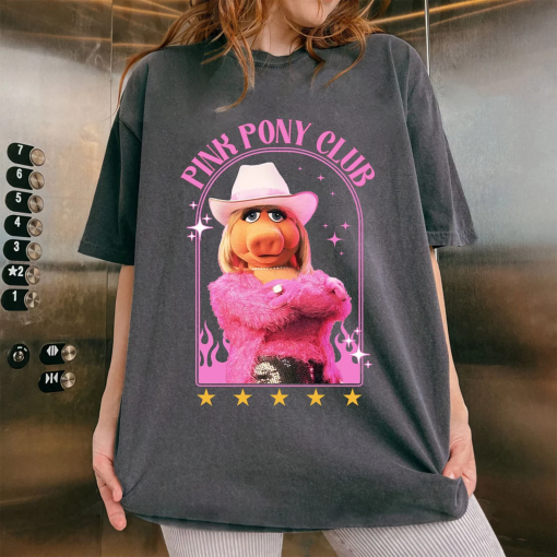 Pink Piggy Club Shirt, Miss Piggy Muppets Unisex Comfort Colors Shirt Midwest Princess Shirt Piggy Concert T-Shirt