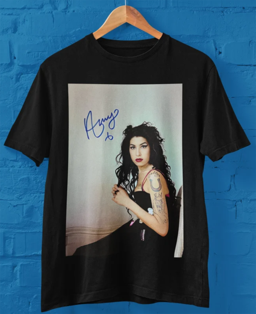 Amy Winehouse Shirt, Autograph Poster, Photo Signed, Carey, Rihanna, 90s R&B Soul Diva, Whitney Houston, Marvin Gaye, Aretha, Jazz Simone