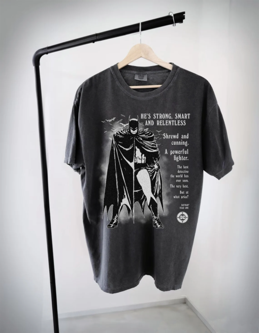 Vintage Batman Year One Shirt, FRONT, batman comic book shirt, dc batman year one shirt, vintage dc comics shirt, David Mazzucchelli batman